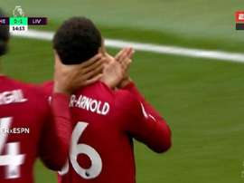 Um míssil de Alexander-Arnold abre o placar em Stamford Bridge . Captura/ESPN