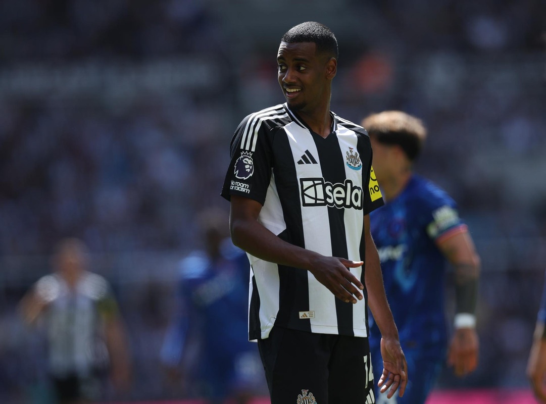 Une offre record de Liverpool pour le Suédois Alexander Isak