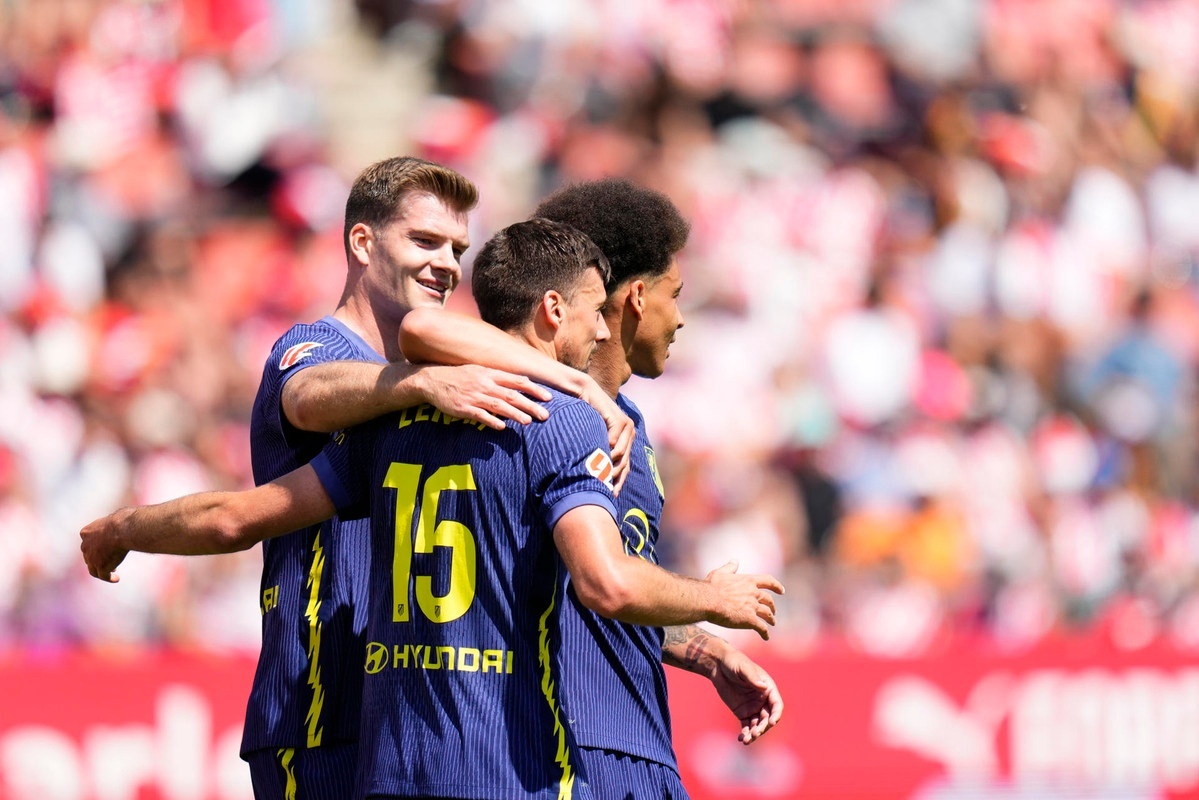 Lenglet ya negocia su rescisión para seguir en el Atleti
