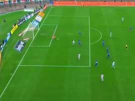 Pato abre o placar para o São Paulo contra o Cruzeiro pela 7º rodada do Brasileirão. Captura/Premier