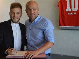 Alexandru Maxim reforzará el centro del campo en el Mainz 05. Mainz05_es