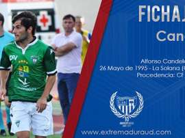 Candelas firma con el Extremadura. EXTUD