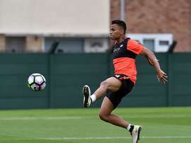 Allan Rodrigues es un volante ofensivo de 19 años. LiverpoolFC