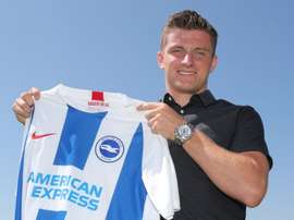 El conjunto inglés sigue reforzando su delantera. Twitter/OfficialBHAFC