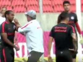 Anderson protagonizó un enfrentamiento a puñetazos con un compañero. Youtube