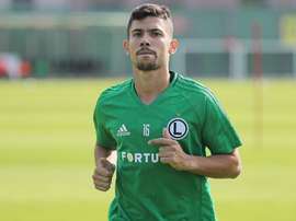 El portugués estaba sin equipo. Twitter/LegiaWarszawa