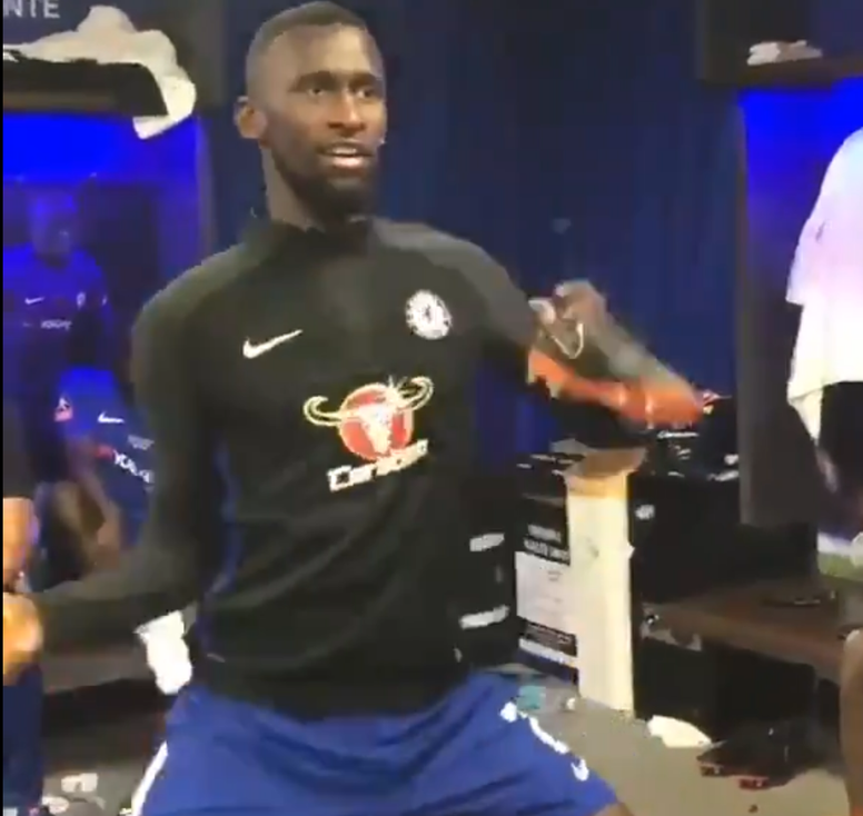 Rudiger Leads Chelsea S Fa Cup Celebrations Besoccer
