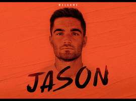 Jason ya es jugador del Valencia. Twitter/valenciacf