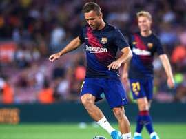 Criticism of Arthur's sale. EFE