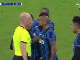 Vidal lascia l'Inter in dieci. MovistarLigadeCampeones