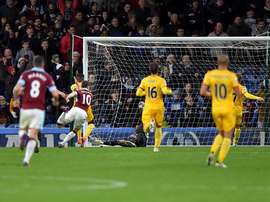 Ashley Barnes scores a late winner for Burnley. BurnleyFootballClub