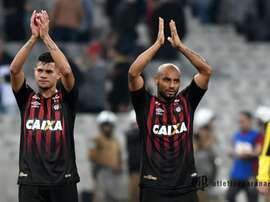 Atlético Paranaense fará seu segundo jogo contra o Peñarol. Twitter @atleticopr