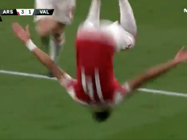Aubameyang le complicó la vida al Valencia en el 90'. Captura/Movistar/Twitter/casadelfutbol