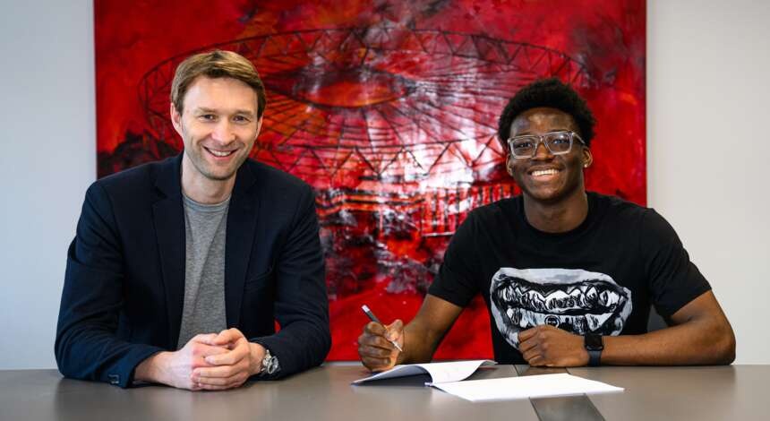 Le Bayer Leverkusen signe Axel Tape, un titi du PSG