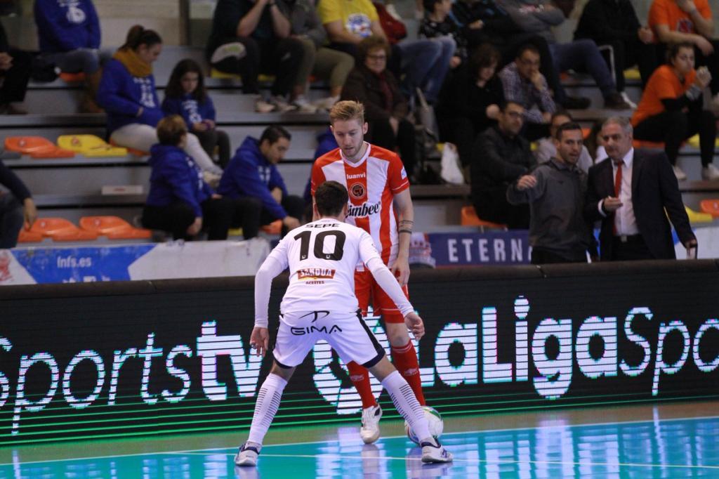 Aspil Vidal Ribera Navarra, directo al 'play off'