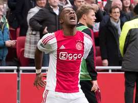 Bazoer subió el definitivo 2-1 al marcador del Ajax. AFCAjax