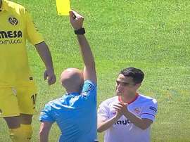 Ben Yedder was issued with two yellow cards in a matter of seconds. Screenshot