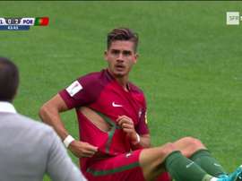 André Silva s'est fait déchirer son maillot. SFRSports1