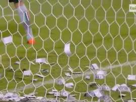 Momento complicado para o goleiro. Twitter/RAI1