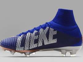 Las botas llevan el nombre de la jugadora y hacen un homenaje a los Países Bajos. Twitter