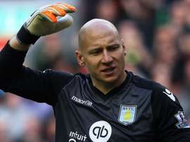 Brad Guzan, arquero del Aston Villa. AFP