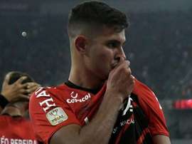 O meia brasileiro confirmou seu adeus ao Athlético Paranaense. AthleticoPR