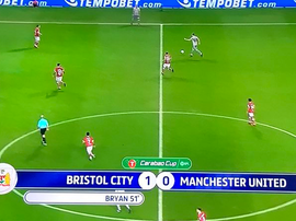 Bryan scores against Manchester United. Twitter