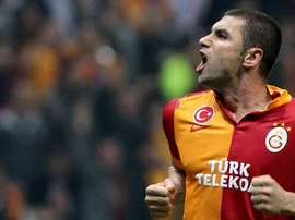 Burak Yilmaz celebra un gol con el Galatasaray. Twitter