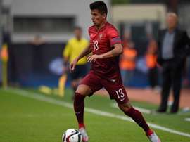 Valencia deny Chelsea Cancelo bid. FPF
