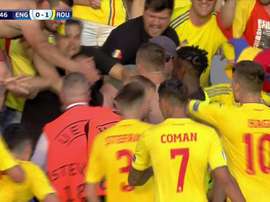 Romania opened the scoring from the penalty spot. Captura/Cuatro