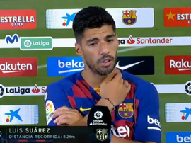 Luis Suárez défend Griezmann. Captura/Movistar