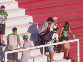 El hincha de Nacional que dejó todo por seguir a su equipo. Twitter/Sudamericana