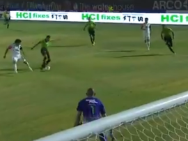 El insólito autogol de Mauro Fernández. Captura