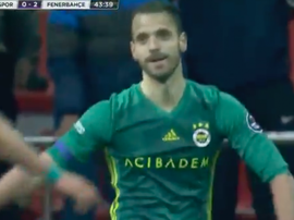 Soldado le dio la victoria al Fenerbahçe. Captura/beINSports