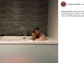 Ansaldi se pronunció tras la polémica foto en el jacuzzi. CristianAnsaldi