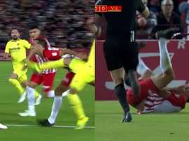 La dolorosa patada que sufrió el delantero del Almería. Captura/BeINSports