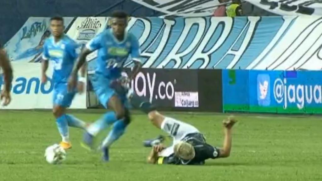 Dio donde más duele: ¡patadón de Teo desde el suelo con el que se ganó la roja!