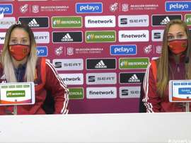 España se enfrenta a la República Checa en La Cartuja. Twitter/SeFutbolFem
