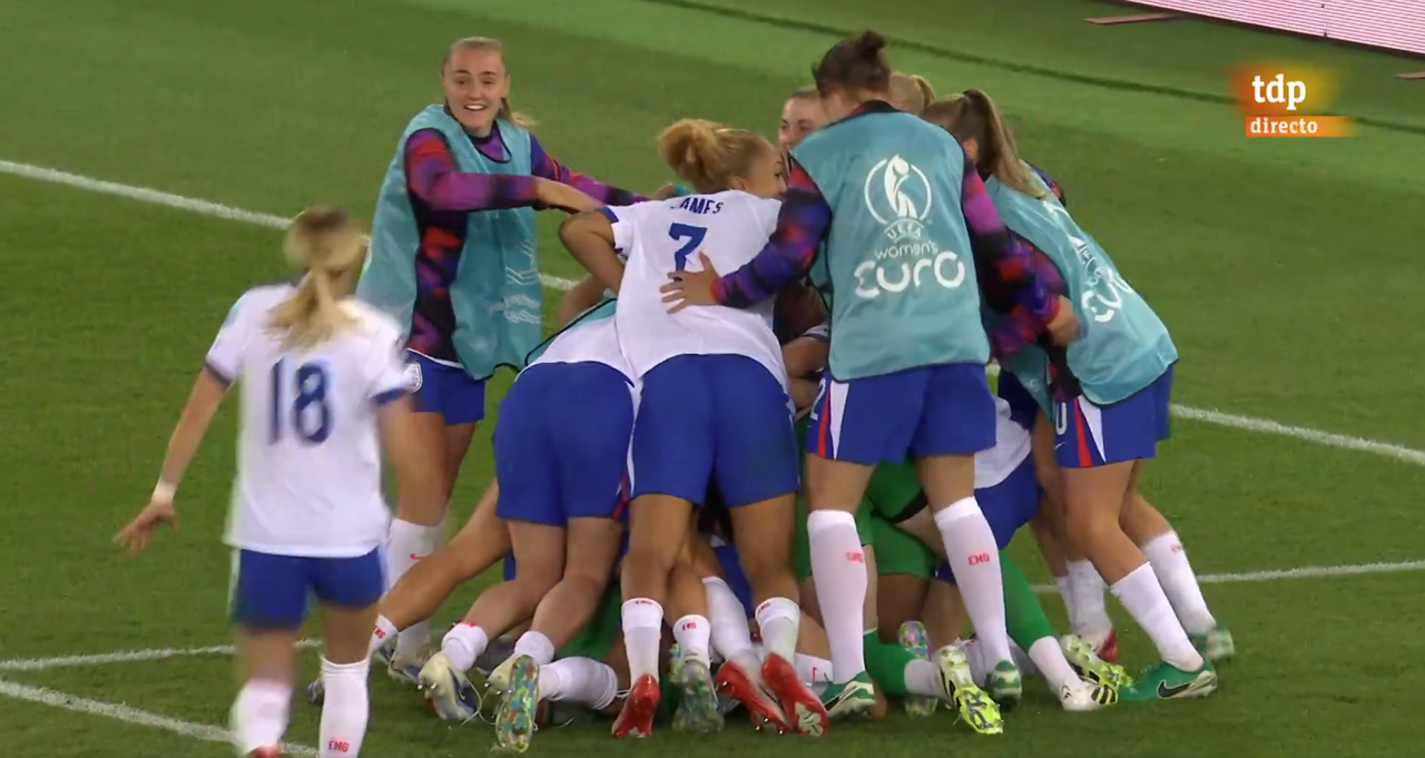 Inglaterra acabó con Suecia en una tanda de 14 penaltis
