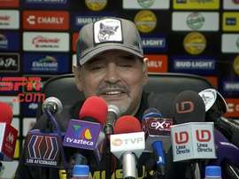 Maradona bromeó con el estado de forma de Angulo. Captura/ESPN