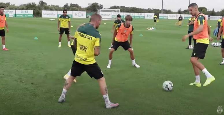 https://t.resfu.com/media/img_news/captura-de-varios-jugadores-del-sporting-de-portugal-en-un-entrenamiento-de-la-temporada-2020-21--captura-sportingcp.jpg?size=776x&q=60 https://t.resfu.com/media/img_news/captura-de-varios-jugadores-del-sporting-de-portugal-en-un-entrenamiento-de-la-temporada-2020-21--captura-sportingcp.jpg?size=776x&q=60