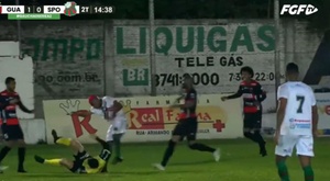 Liberaron al jugador que casi mata a un árbitro