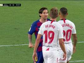 Messi perd son sang-froid et s'en prend à Diego Carlos ! Captura/MovistarLaLiga