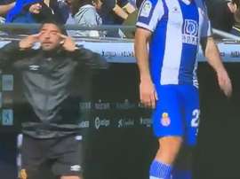 Le geste raciste avec lequel Kubo a été appelé. Capture/Movistar+LaLiga