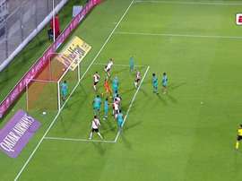 El claro fuera de juego en el 1-0 de Borré a Liga de Quito. Captura/ESPN