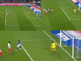 Sy no atajó bien la pelota. Captura/beINSports
