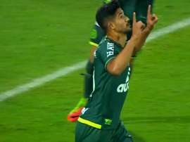 O centroavante fez o gol que decidiu o jogo, já nos acréscimos. Twitter