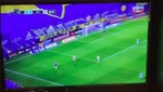 Advíncula sigue en cuarentena y animó a Boca desde la distancia