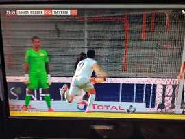 Lewandowski ancora in goal. Captura/MovistarLigadeCampeones