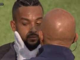 Walcott se llevó un pelotazo ante el Arsenal. Captura/SkySports